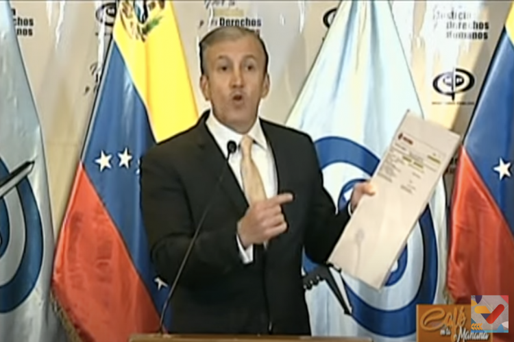 Tareck el Aissami during press conference accusing Rafael Ramirez of corruption.